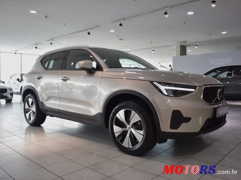 2024' Volvo XC40 photo #4