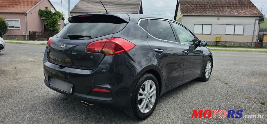 2012' Kia Ceed 1,4 Crdi Ex photo #5