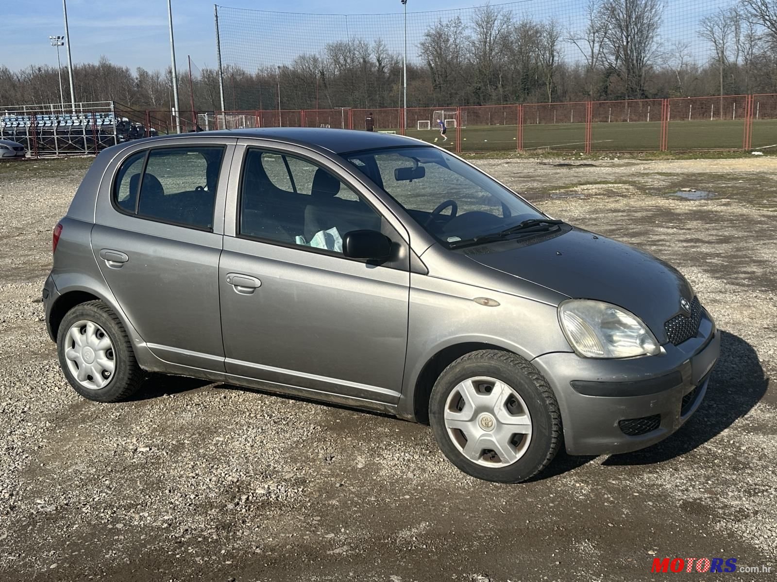 2004' Toyota Yaris 1,0 Vvt-I photo #1