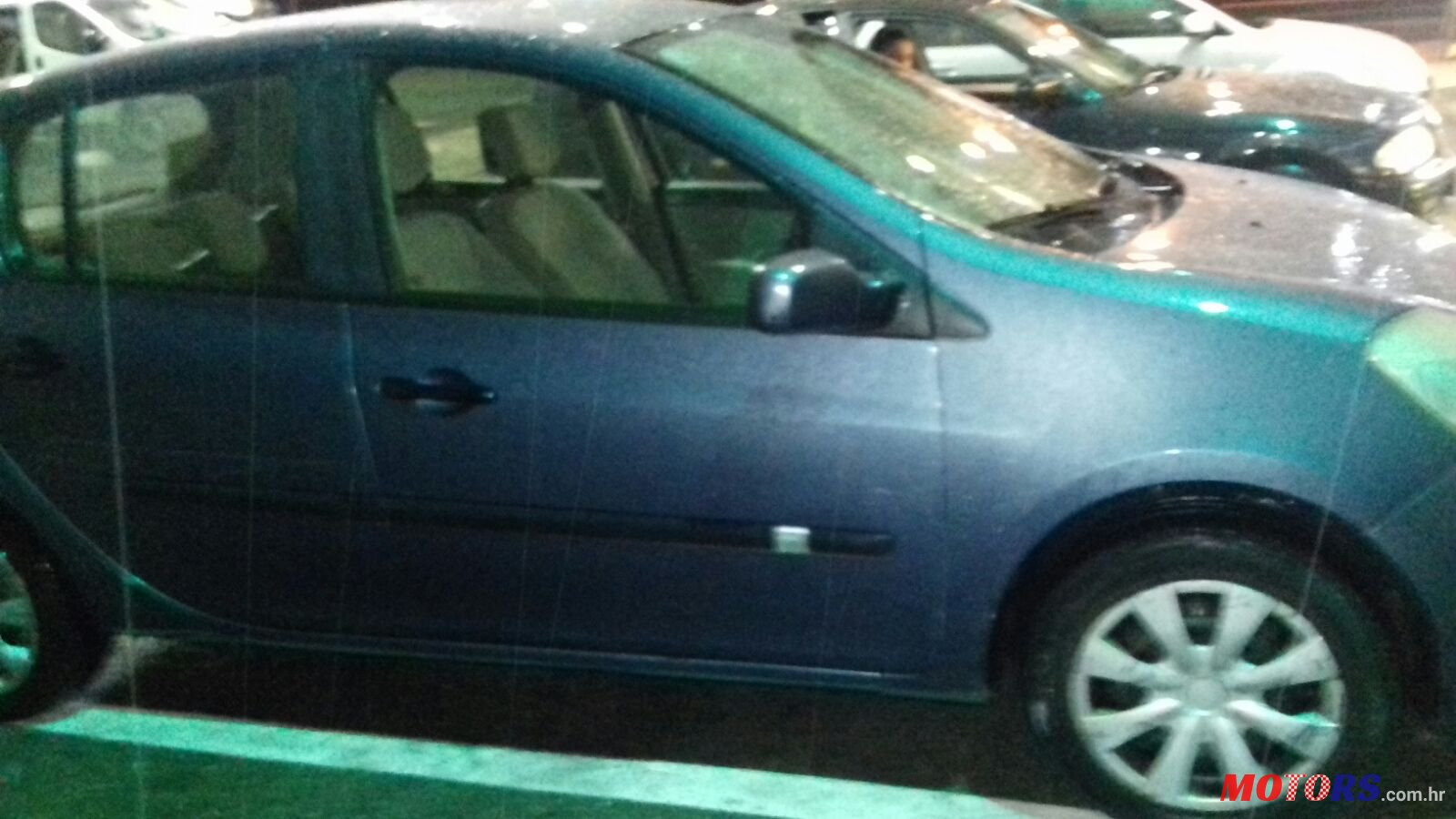 2006' Renault Clio 1.2 16 V photo #1