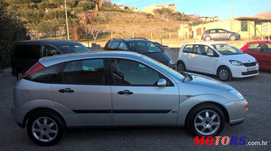 2001' Ford Focus 1,8 photo #1