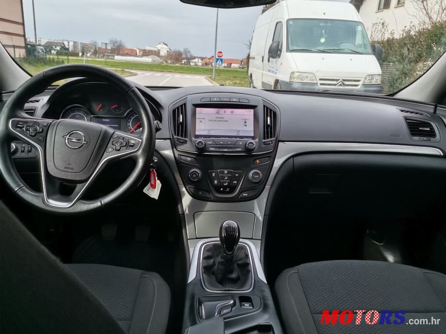 2015' Opel Insignia 2,0 Turbo Sport photo #6