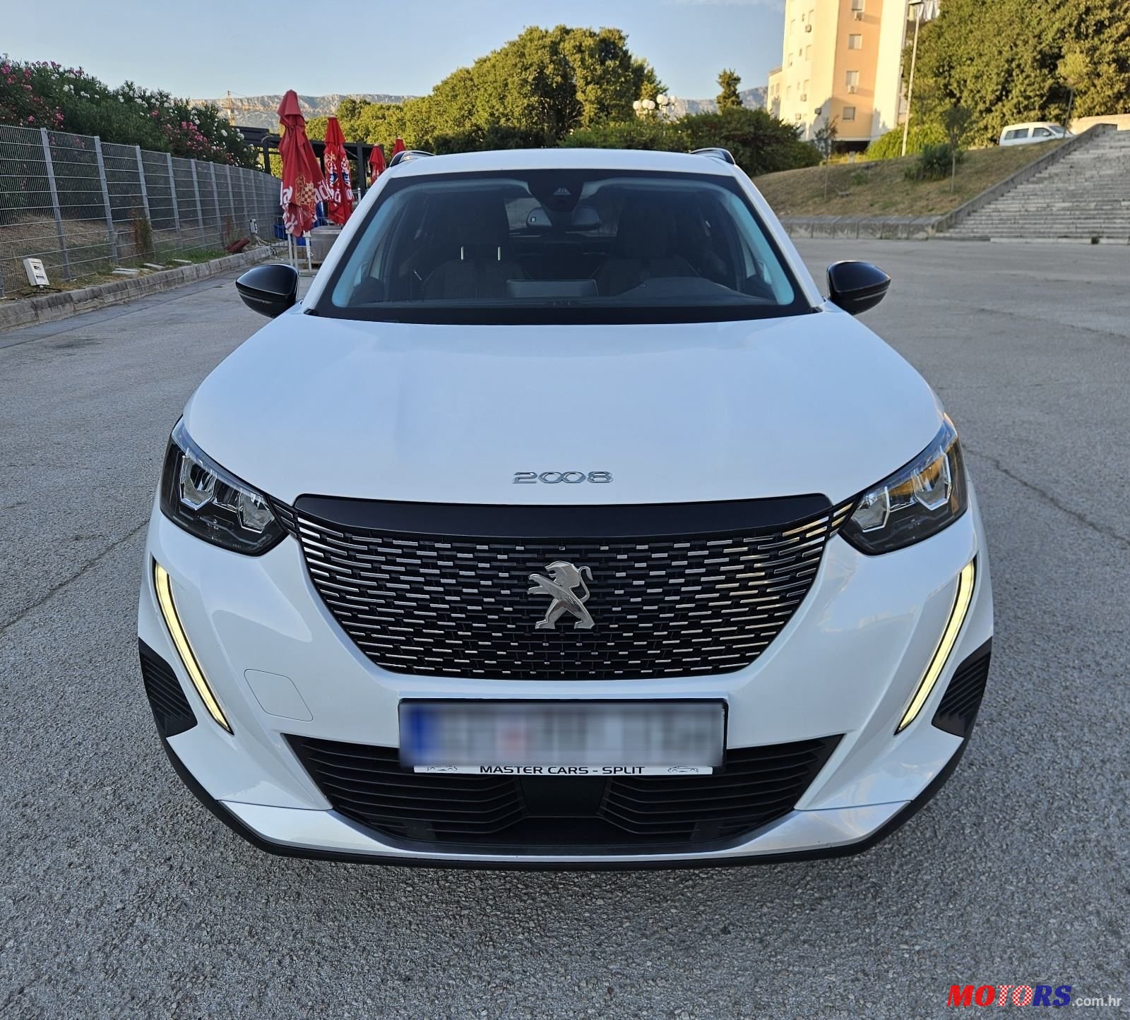 2022' Peugeot 2008 1,5 photo #6