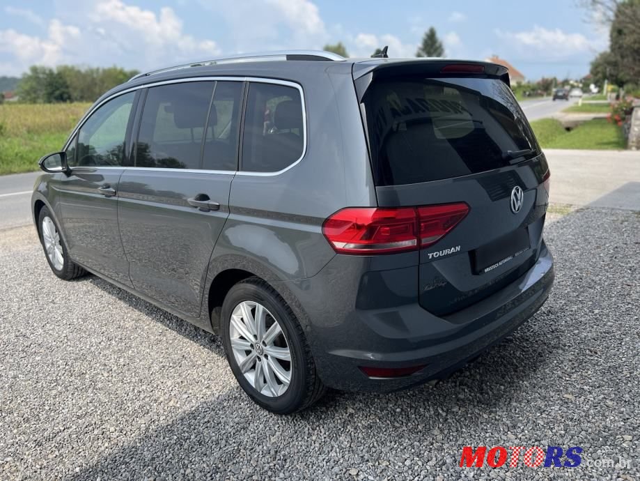 2016' Volkswagen Touran photo #5