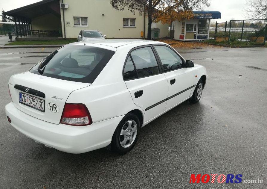 2002' Hyundai Accent 1,3 Gli photo #2