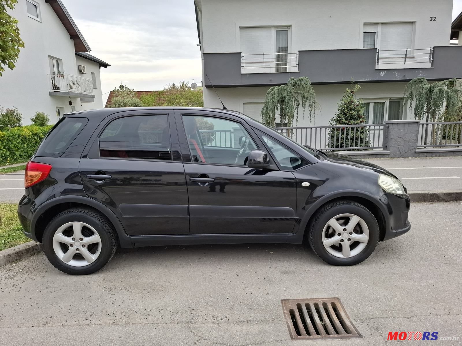 2008' Suzuki SX4 1.5 I. Odličan ! photo #1