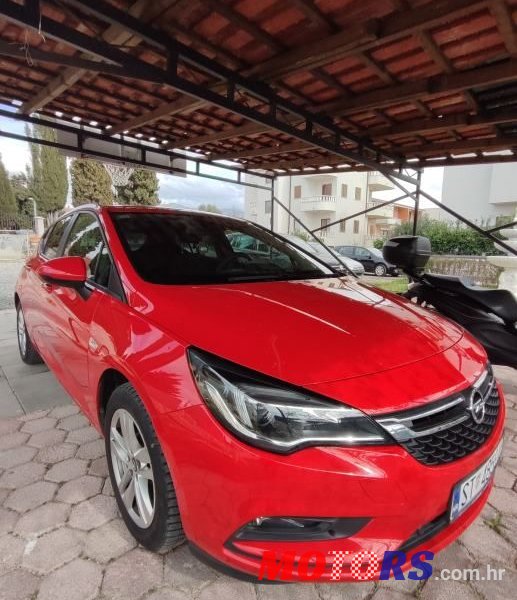 2019' Opel Astra 1,4 Turbo photo #3