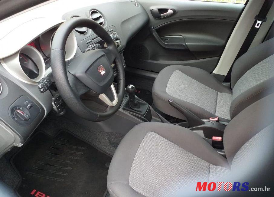 2011' SEAT Ibiza 1,2 photo #2