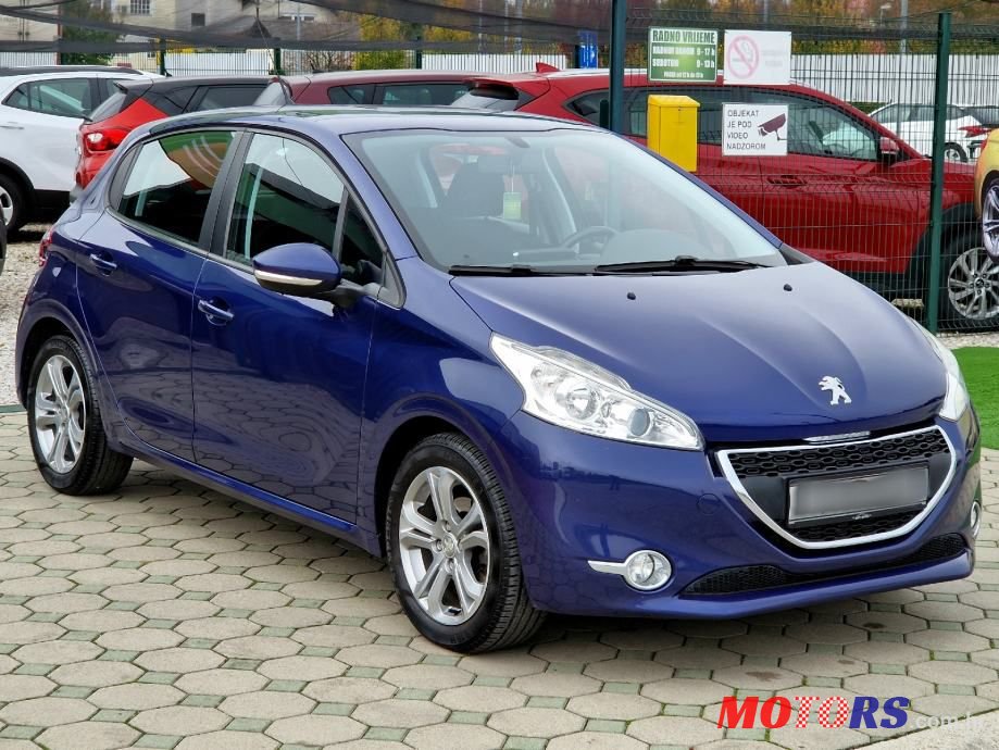 2013' Peugeot 208 1,2 Vti photo #4