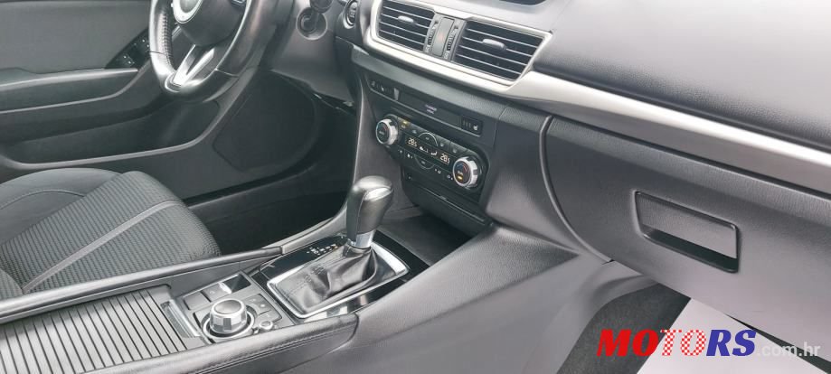 2017' Mazda 3 Cd105 photo #6