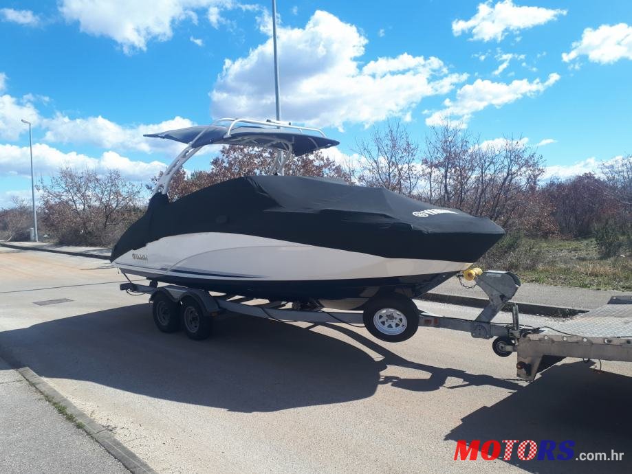 2020' Yamaha 252 SE photo #1