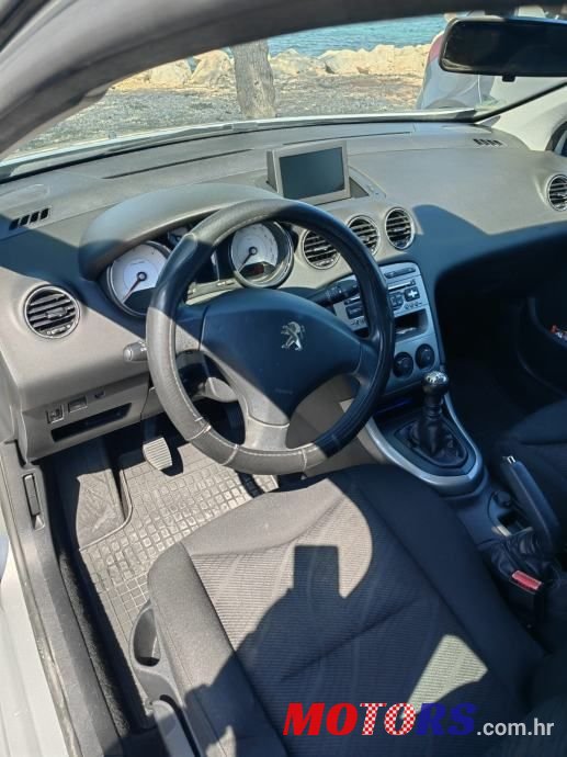 2011' Peugeot 308 Sw photo #4