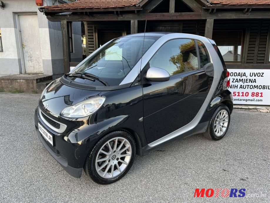 2009' Smart Fortwo Coupe photo #2