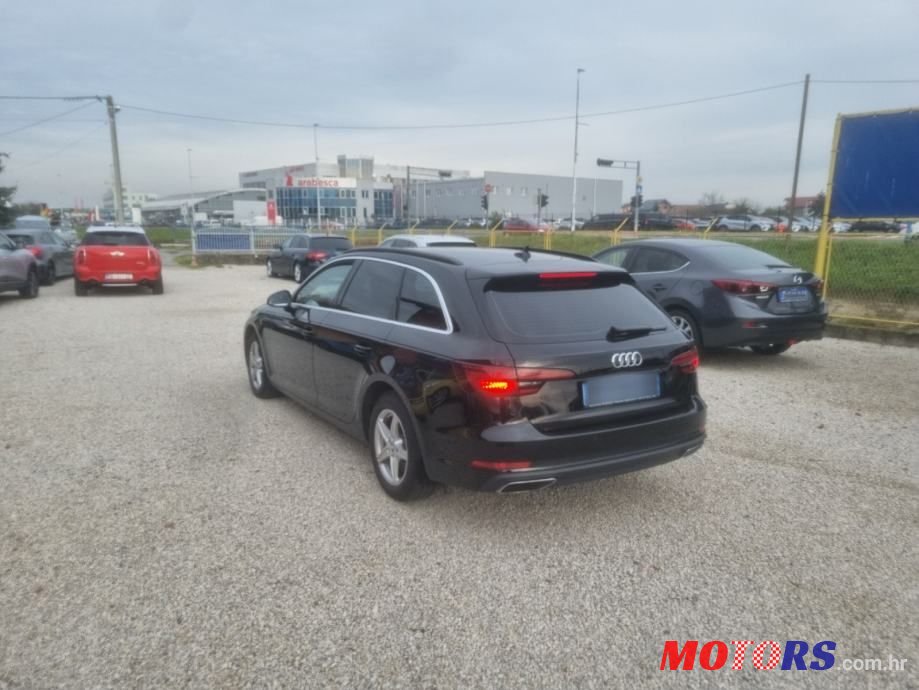 2019' Audi A4 Avant photo #5