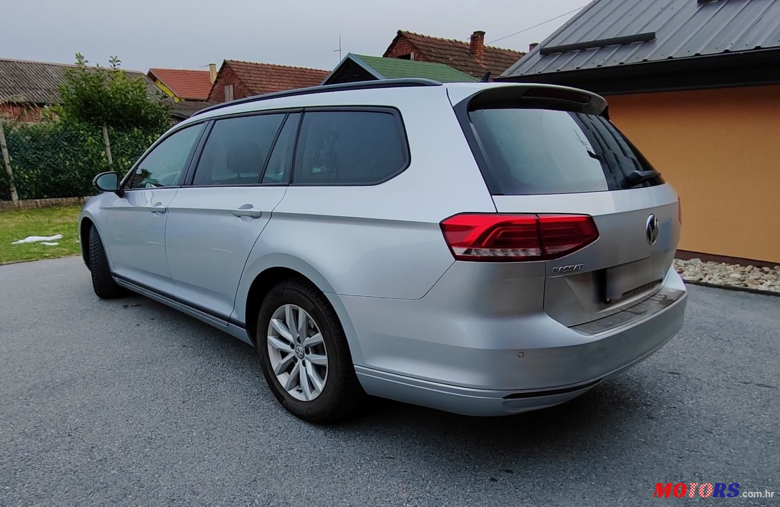 2018' Volkswagen Passat Variant photo #4