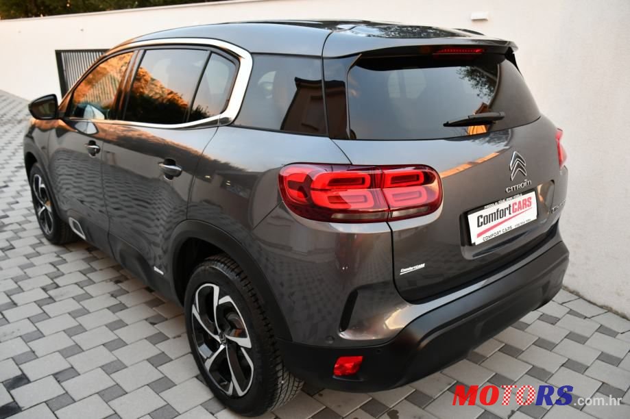 2019' Citroen C5 Aircross photo #3
