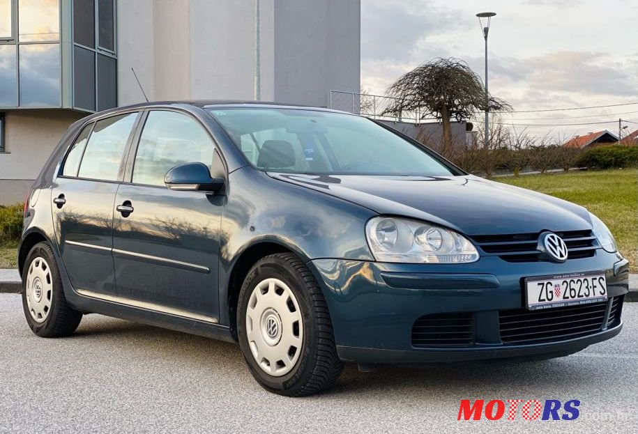 2008' Volkswagen Golf 5 1,9 Tdi photo #1