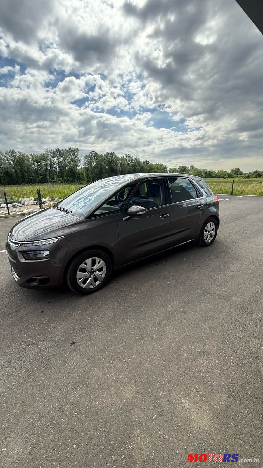 2016' Citroen C4 Picasso 1,6 S&S photo #6