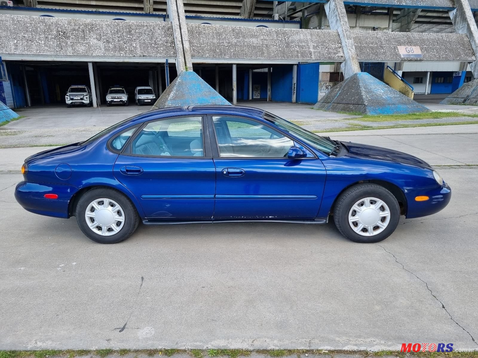 1996' Ford Taurus 3.0 V6 photo #4