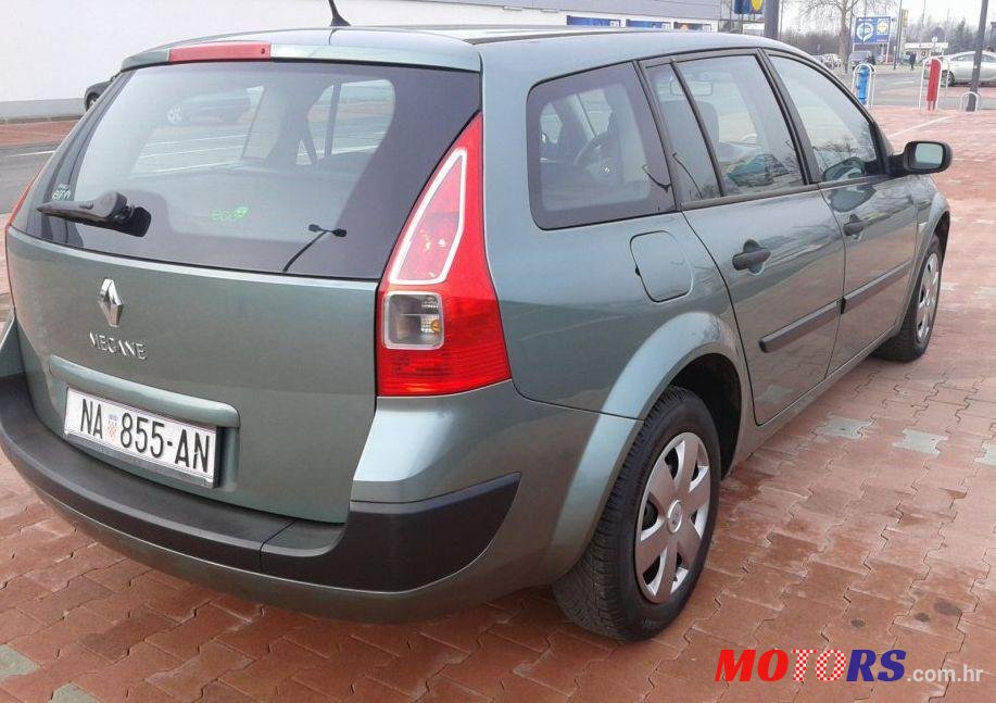 2008' Renault Megane Grandtour photo #1