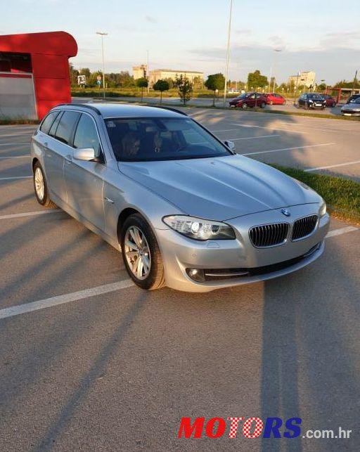 2012' BMW Serija 5 Touring 520D photo #1