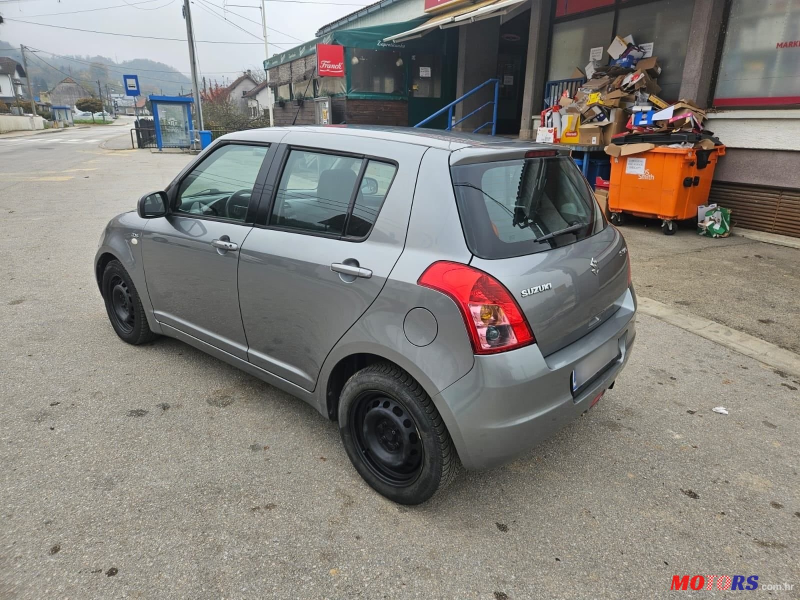 2010' Suzuki Swift 1,3 photo #6