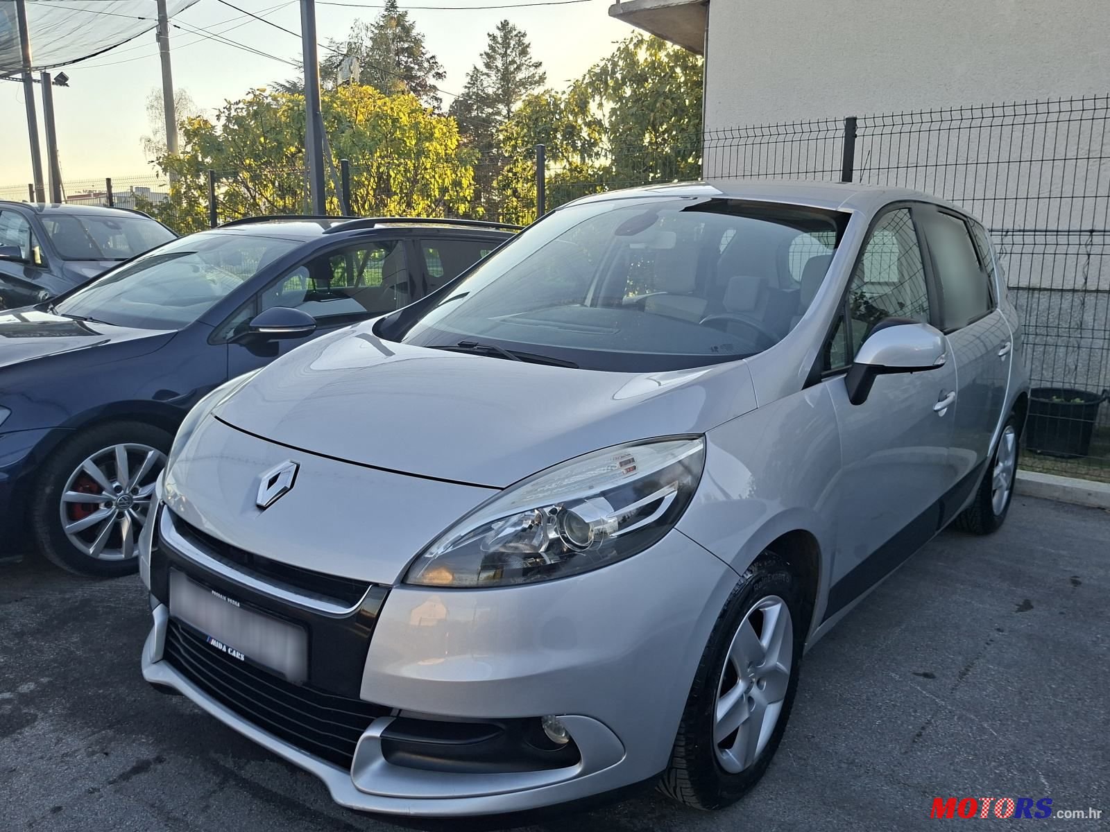 2013' Renault Scenic 1,5 Dci photo #2