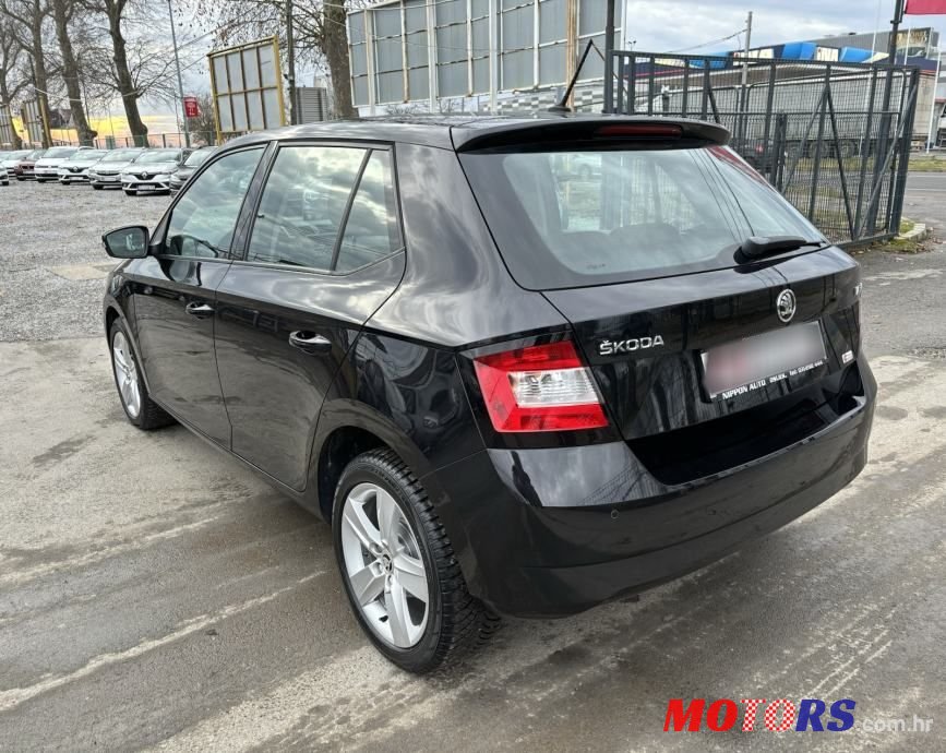 2016' Skoda Fabia 1,0 photo #4