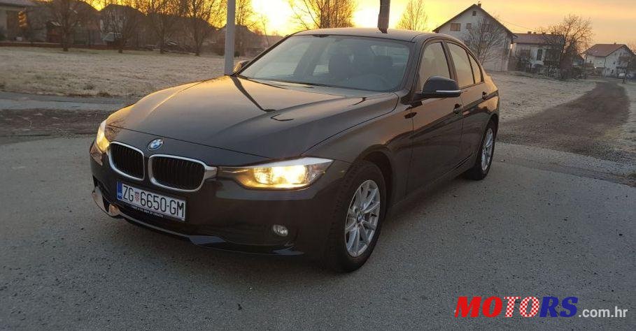 2013' BMW Serija 3 318D photo #2