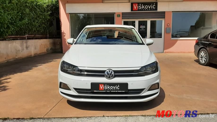 2019' Volkswagen Polo photo #2