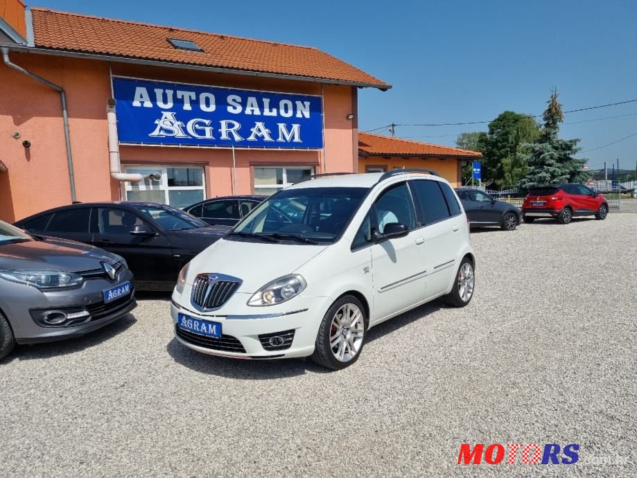 2011' Lancia Musa 1,3 Mjt photo #2