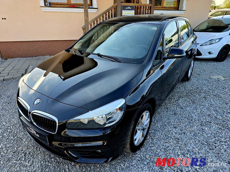 2016' BMW Serija 2 216D photo #4