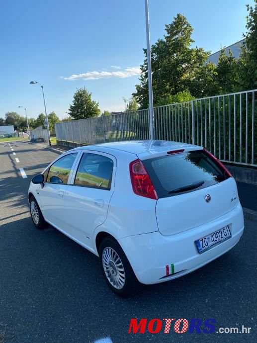 2008' Fiat Grande Punto 1,4 8V photo #3