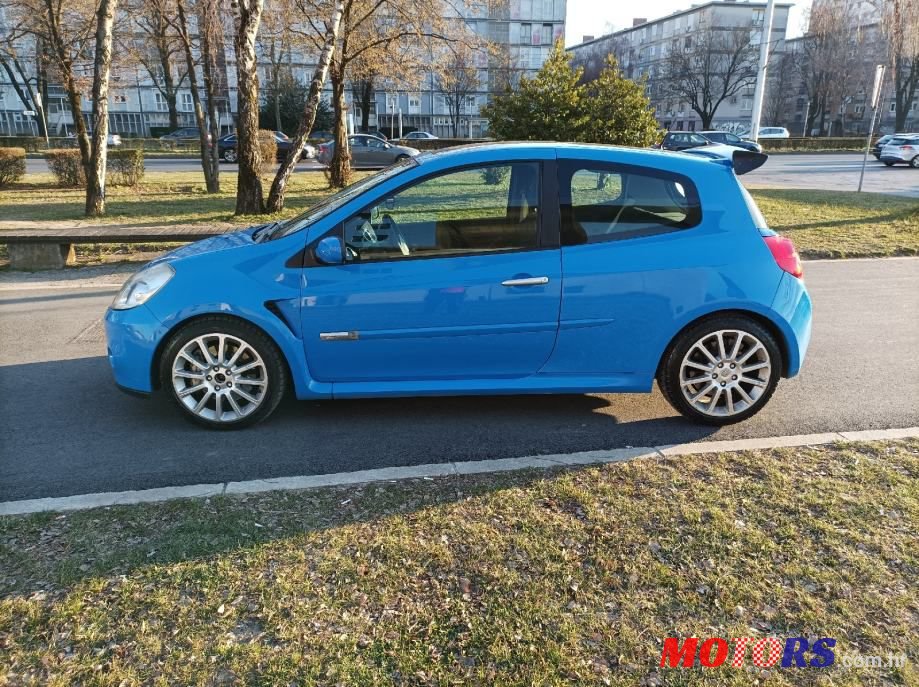 2008' Renault Clio Sport photo #2
