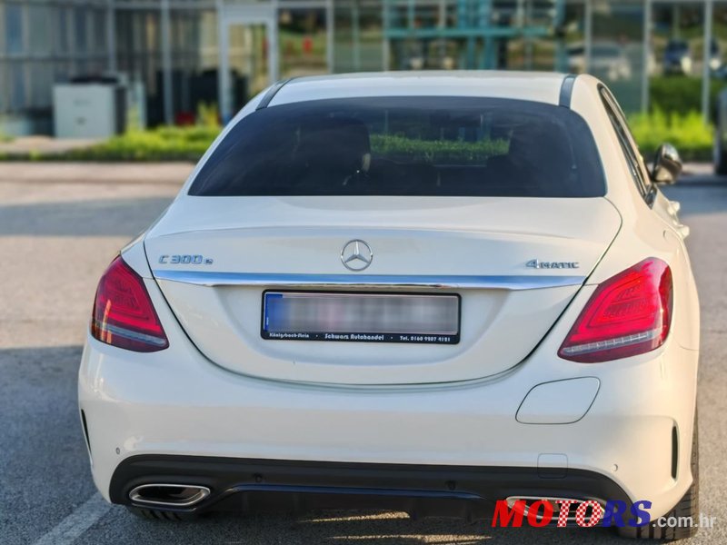 2021' Mercedes-Benz C-Klasa C300E photo #4