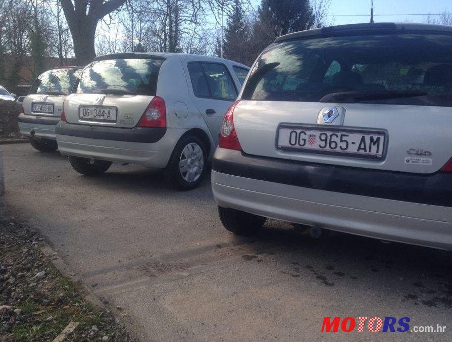 2004' Renault Clio 1,5 Dci photo #2