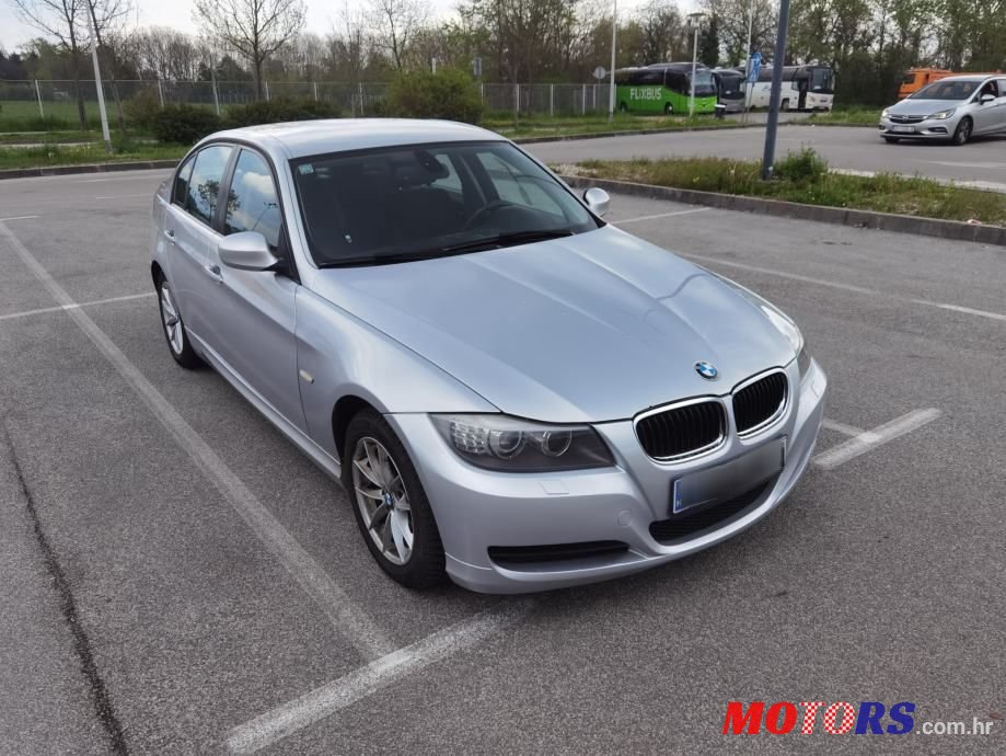 2010' BMW Serija 3 316D photo #1