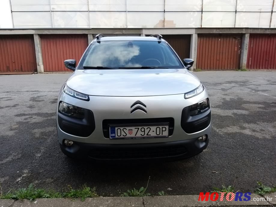 2015' Citroen C4 Cactus photo #3