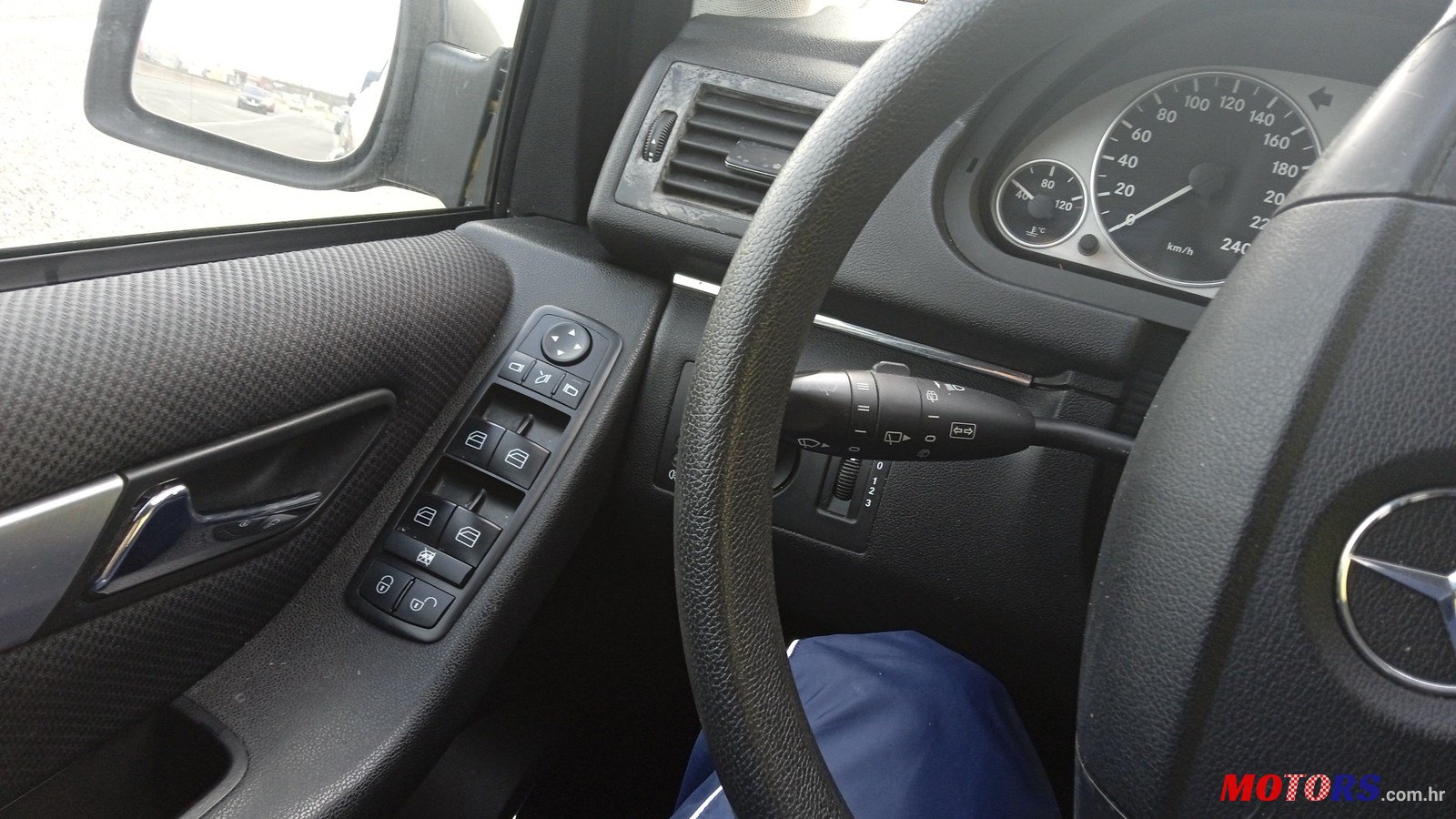 2009' Mercedes-Benz B 180 CDI photo #4