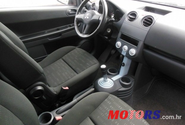 2005' Mitsubishi Colt Colt 1.3 CZ3 photo #4