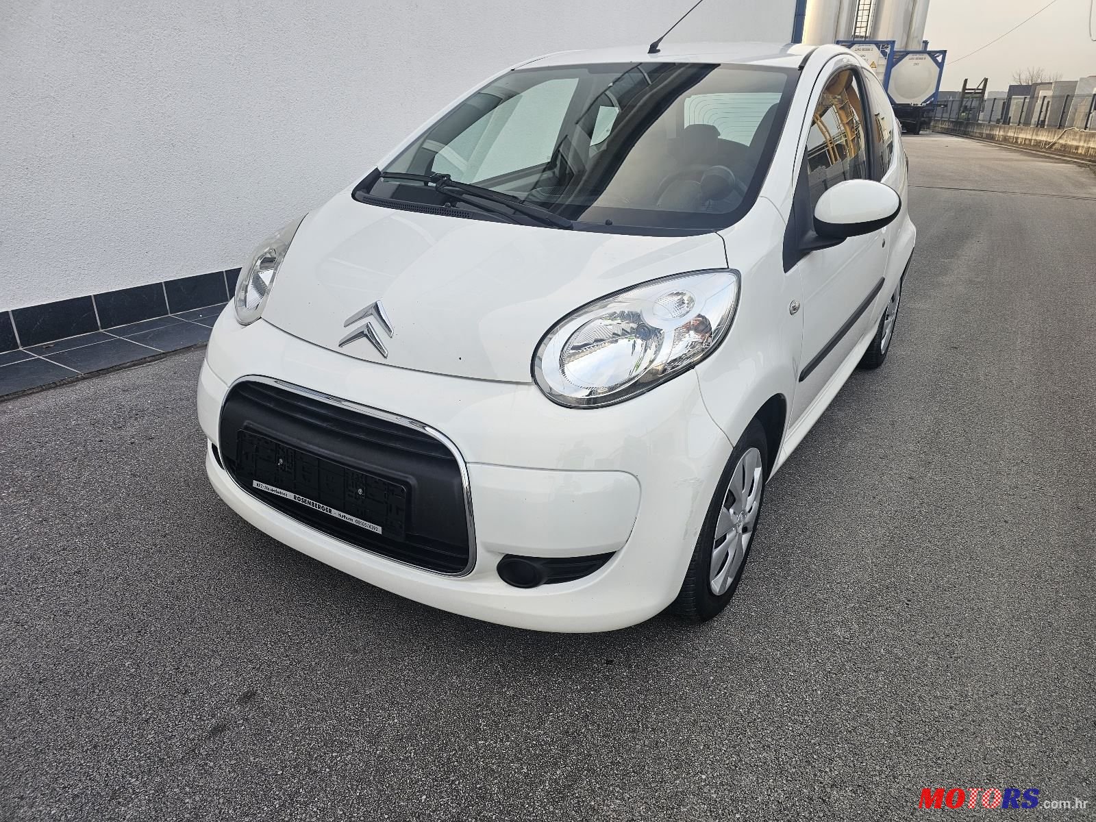 2012' Citroen C1 1,0 photo #3