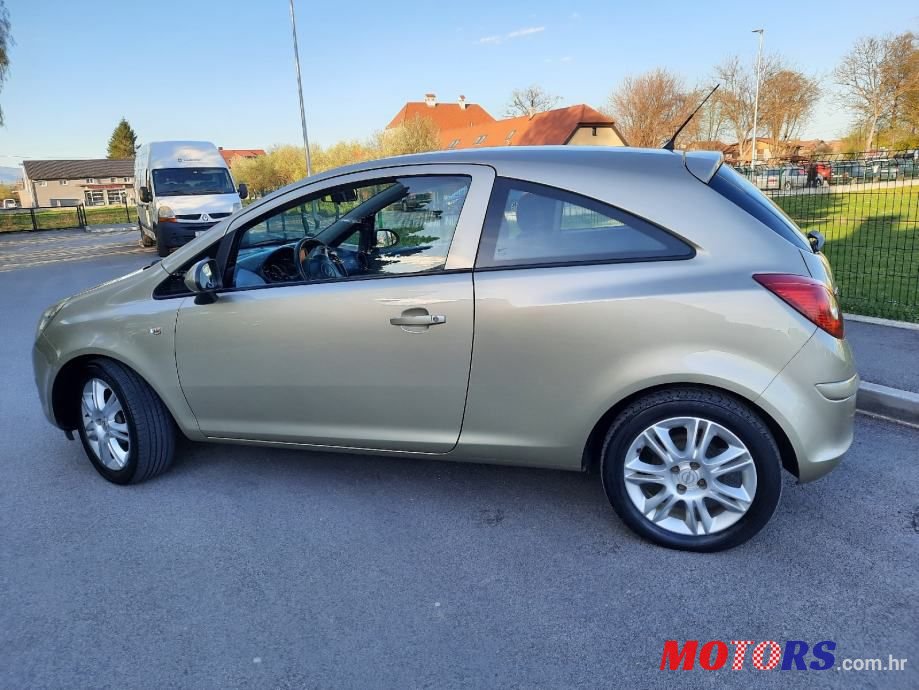 2008' Opel Corsa 1,0 12V photo #3