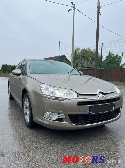 2012' Citroen C5 photo #3