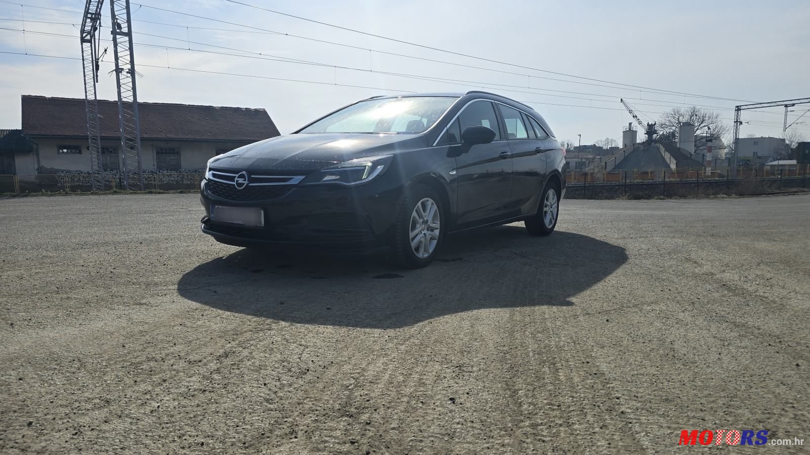 2019' Opel Astra Karavan photo #1