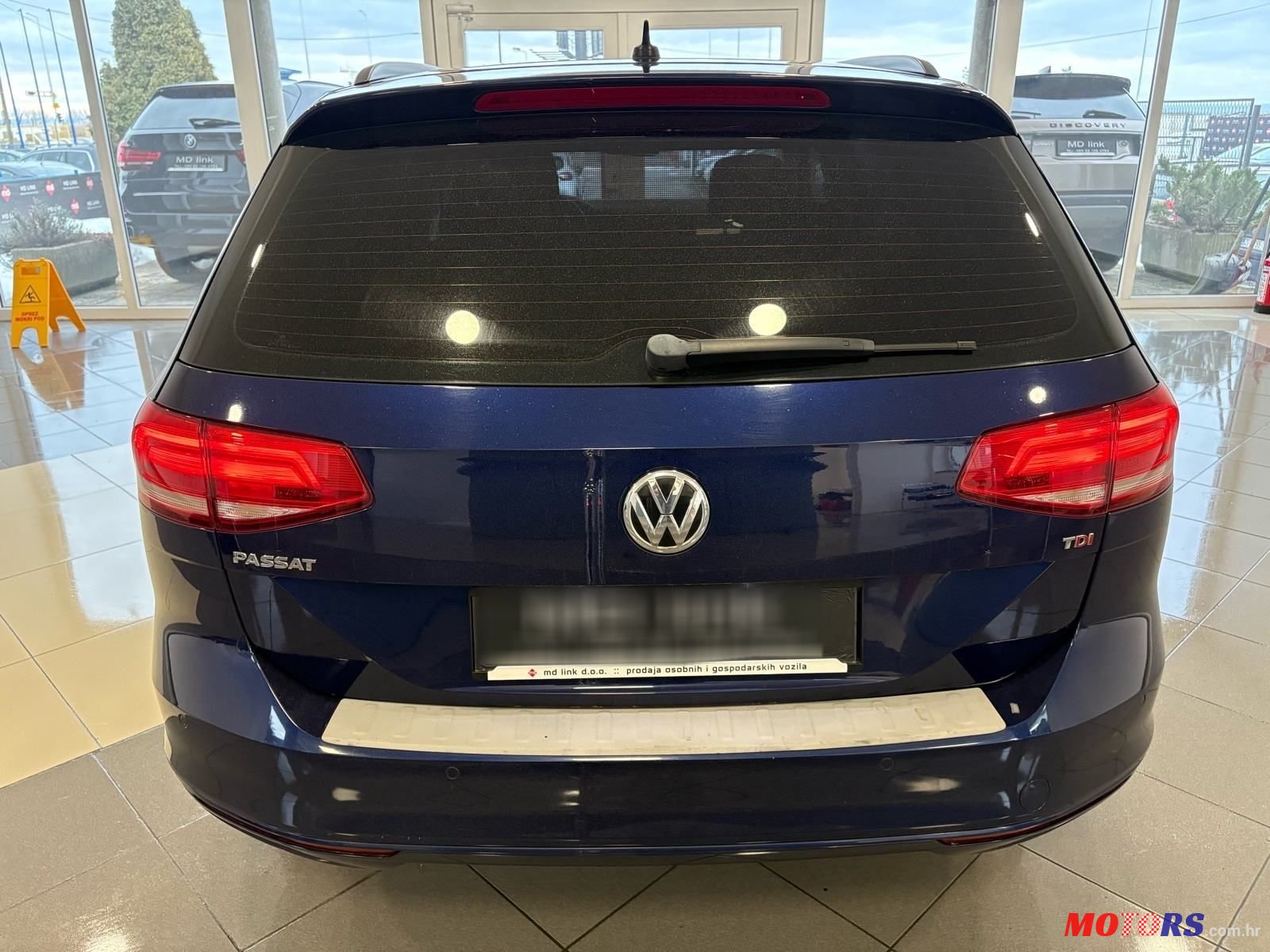 2017' Volkswagen Passat Variant photo #5