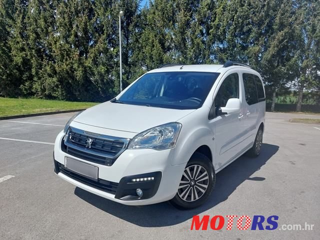 2017' Peugeot Partner photo #1