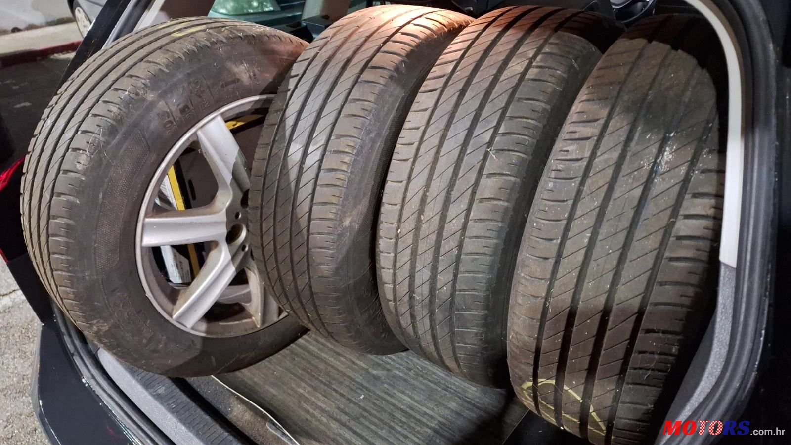 2015' Volkswagen Golf VII Variant photo #6