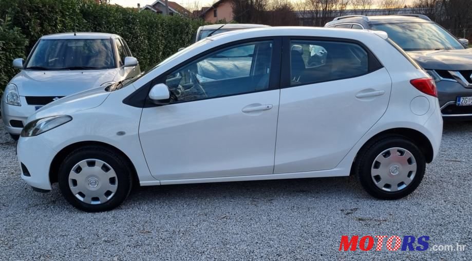 2009' Mazda 2 1,3 I Ce photo #5