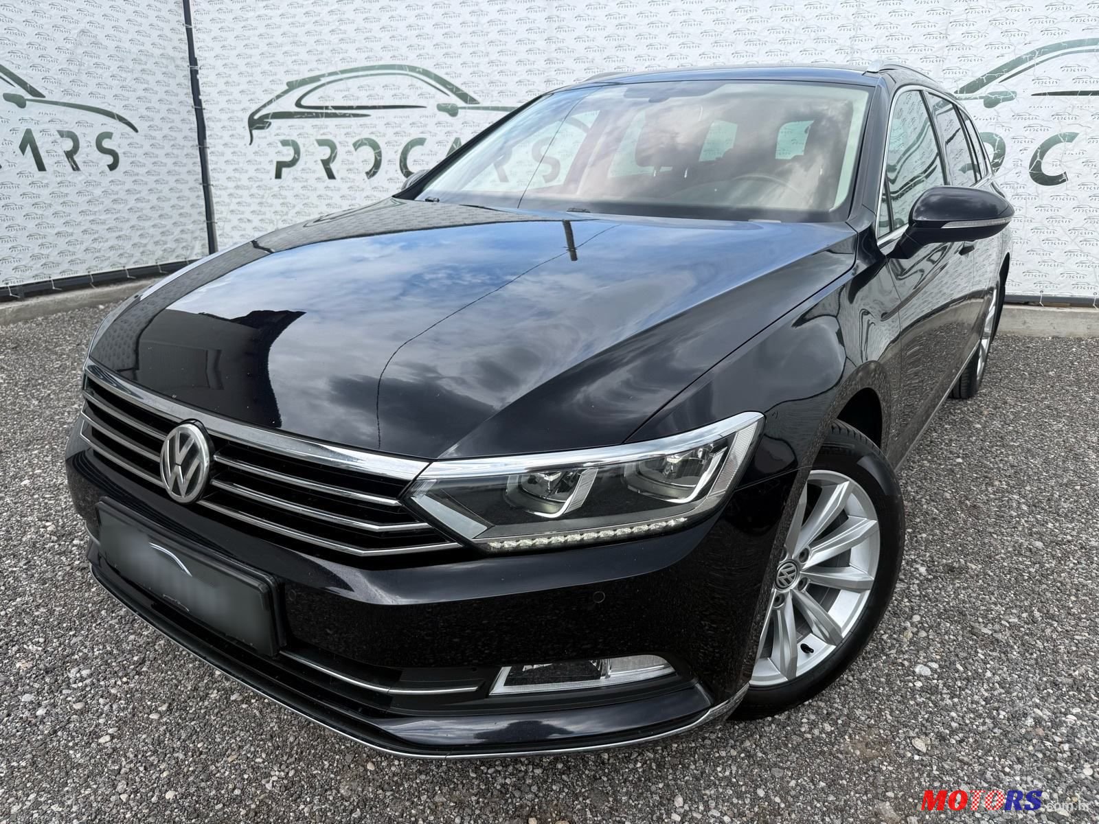 2015' Volkswagen Passat Variant photo #1