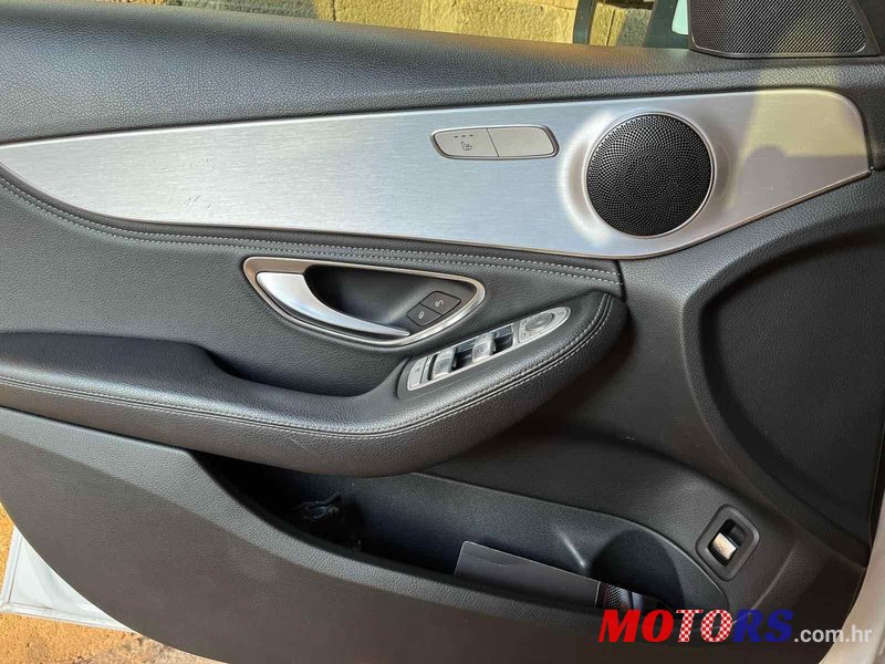 2016' Mercedes-Benz C-Klasa 200 D T photo #4